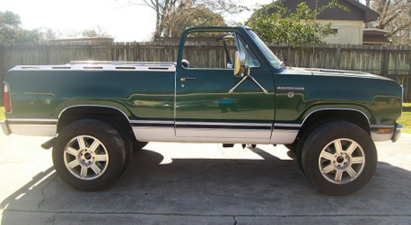 1975 Dodge Ram Charger Power Wagon 4X4 image 3.